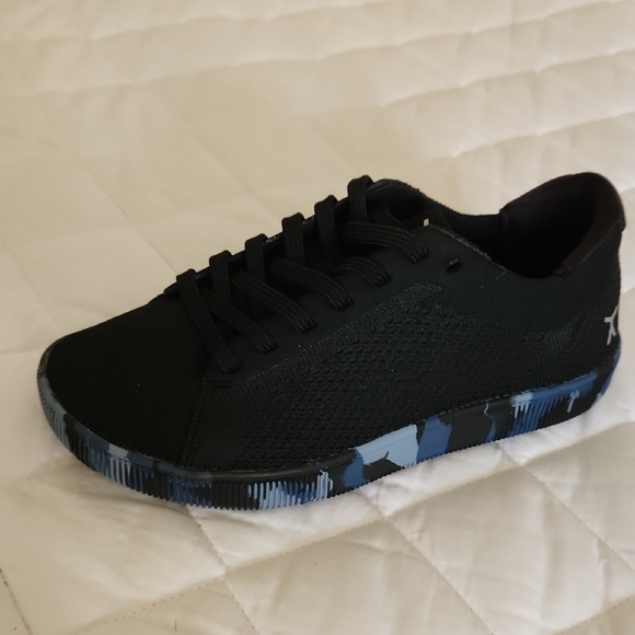 Flux Footwear Shoes - Lux Black Sneakers with Blue Patterned Sole
